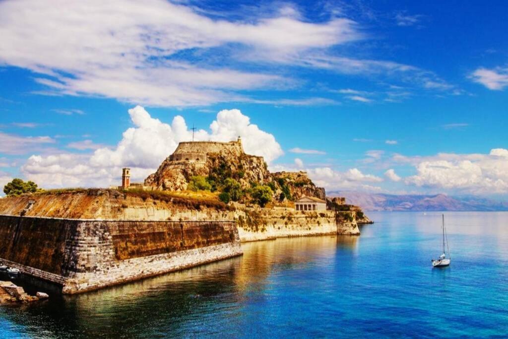 Downtown Apt At Filellinon Corfu  Esterno foto